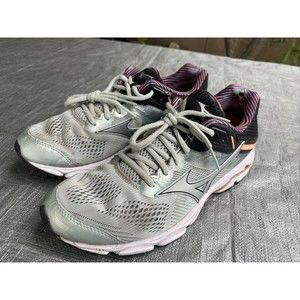 Mizuno Women’s Wave Inspire 15 Running Shoe Sneakers Lavender/Purple Blue Sz 9.5